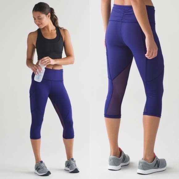 lululemon athletica Pants - Lululemon Outrun Crop Emperor Blue SZ 4